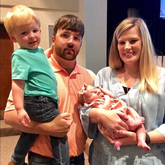 Meet your Posher, Josie - Picture 3 of 3